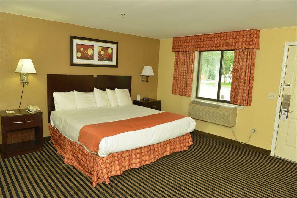 Whitney Inn & Suites Hamden Eksteriør billede